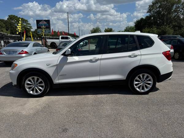 2013 BMW, dovoz USA — foto 2 z 12