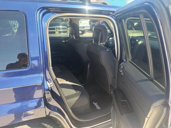 2015 Jeep, dovoz USA — foto 9 z 9