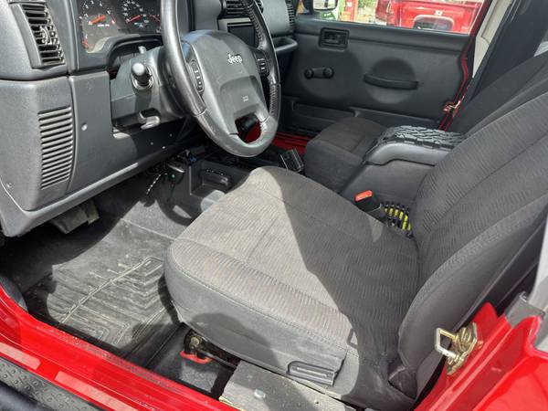 2005 Jeep, dovoz USA — foto 9 z 12
