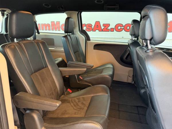 2020 Dodge, dovoz USA — foto 9 z 12