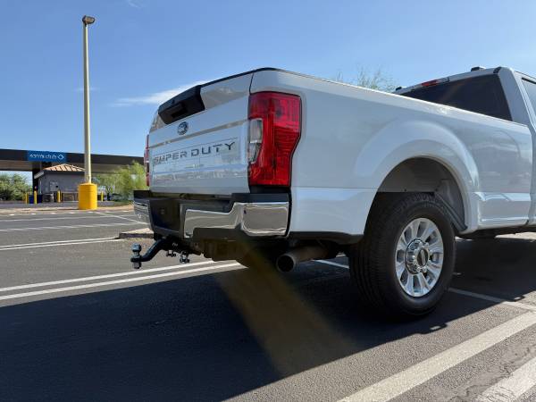 2022 Ford, dovoz USA — foto 2 z 12