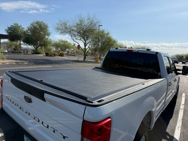 2022 Ford, dovoz USA — foto 5 z 12