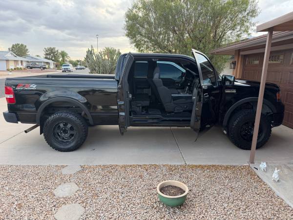 2008 Ford, dovoz USA — foto 7 z 12