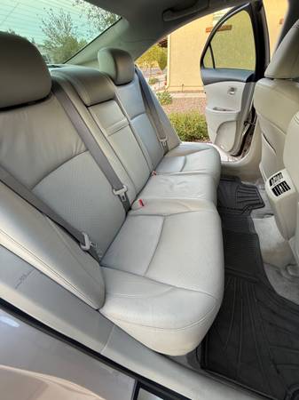 2007 Lexus, dovoz USA — foto 12 z 12