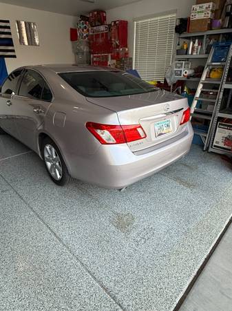 2007 Lexus, dovoz USA — foto 7 z 12