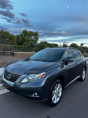 2010 Lexus, dovoz USA — foto 2 z 10
