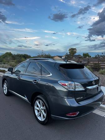 2010 Lexus, dovoz USA — foto 4 z 10