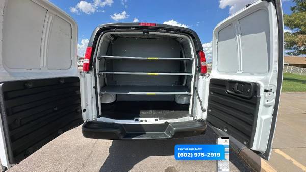 2022 GMC, dovoz USA — foto 4 z 12