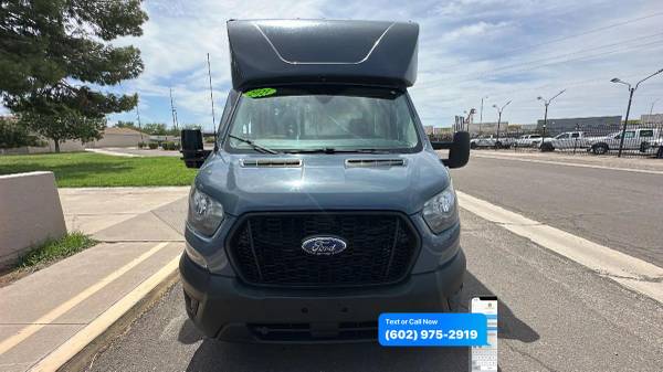 2021 Ford, dovoz USA — foto 8 z 12