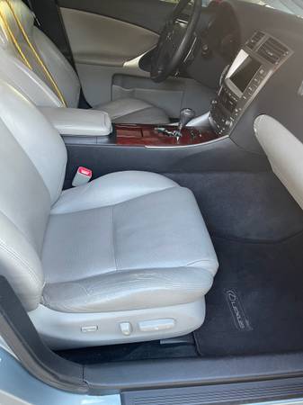 Lexus, dovoz USA — foto 6 z 7