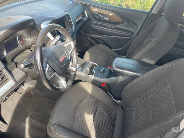 2020 GMC, dovoz USA — foto 7 z 12