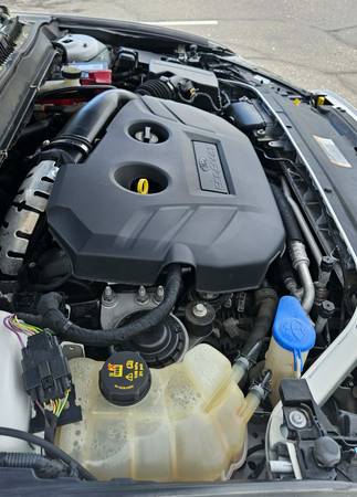 2013 Ford, dovoz USA — foto 12 z 12