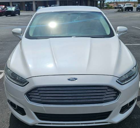 2013 Ford, dovoz USA — foto 3 z 12