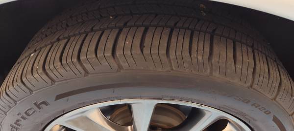 2014 Dodge, dovoz USA — foto 10 z 12