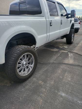2008 Ford, dovoz USA — foto 4 z 12