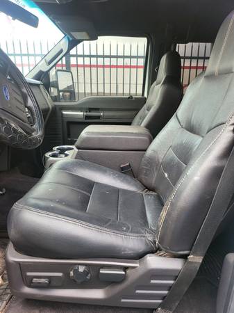 2008 Ford, dovoz USA — foto 9 z 12