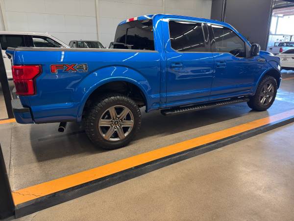 2020 Ford, dovoz USA — foto 6 z 12