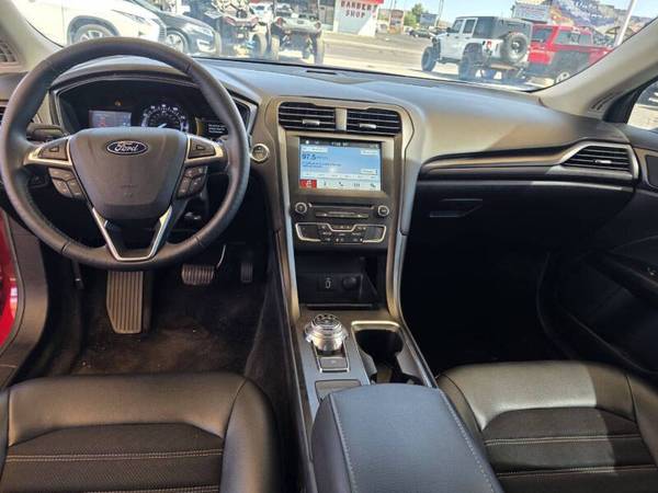 2018 Ford, dovoz USA — foto 12 z 12