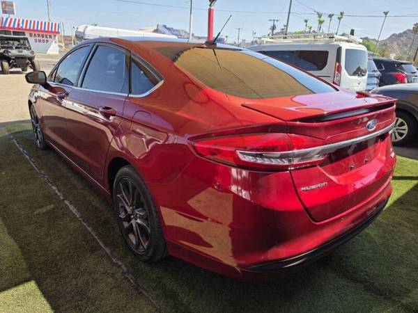 2018 Ford, dovoz USA — foto 7 z 12