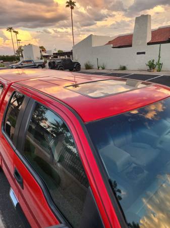 2005 Ford, dovoz USA — foto 6 z 12