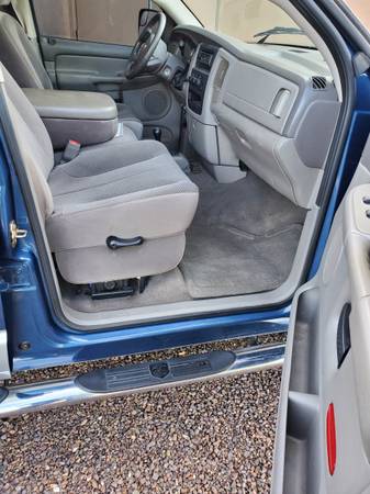 2004 Dodge, dovoz USA — foto 3 z 12