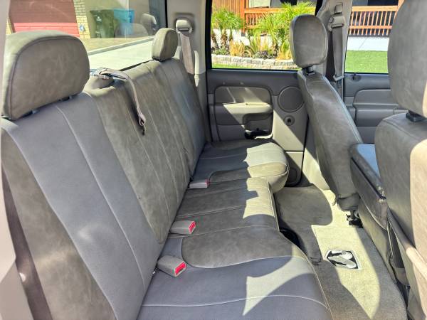 2004 Dodge, dovoz USA — foto 8 z 8
