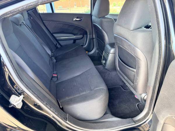 2012 Dodge, dovoz USA — foto 6 z 9