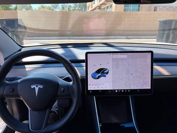 Tesla, dovoz USA — foto 10 z 10