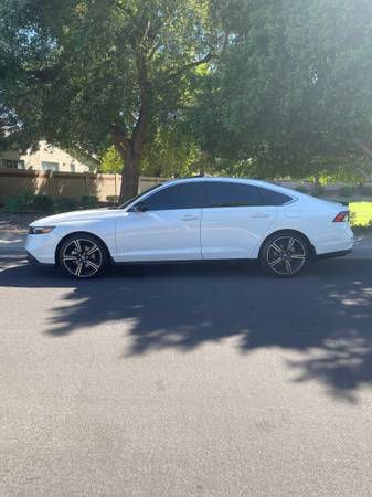 2025, dovoz USA — foto 11 z 12