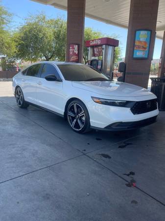 2025, dovoz USA — foto 4 z 12