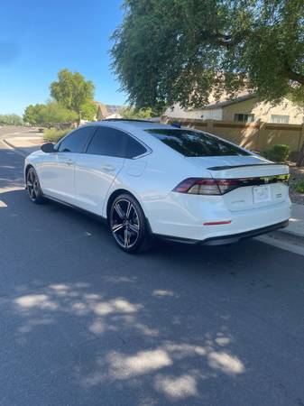 2025, dovoz USA — foto 8 z 12