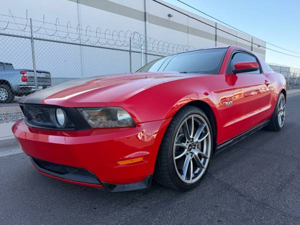 2012 Ford, dovoz USA — foto 2 z 12