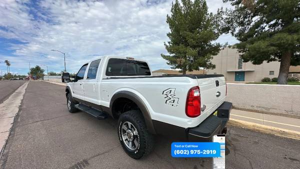 2016 Ford, dovoz USA — foto 2 z 12