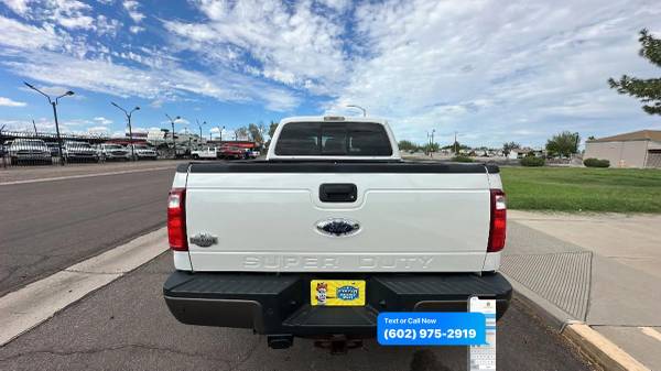 2016 Ford, dovoz USA — foto 3 z 12
