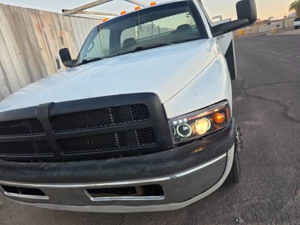 1999 Dodge, dovoz USA — foto 9 z 12