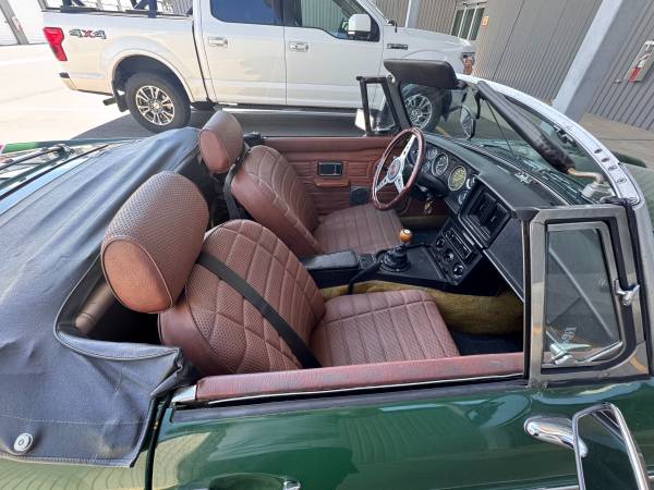 1977 MGB, dovoz USA — foto 3 z 9