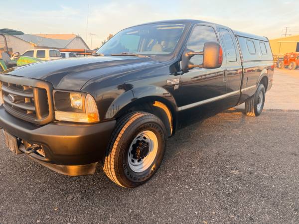 2004 Ford, dovoz USA — foto 2 z 12