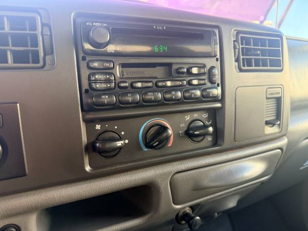 2002 Ford, dovoz USA — foto 10 z 12