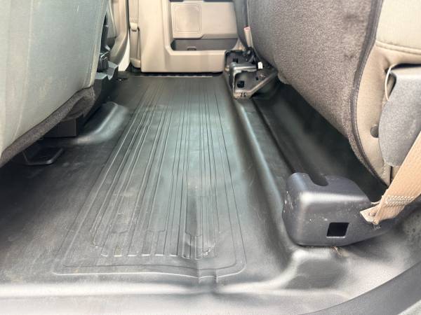 2015 Ford, dovoz USA — foto 10 z 12