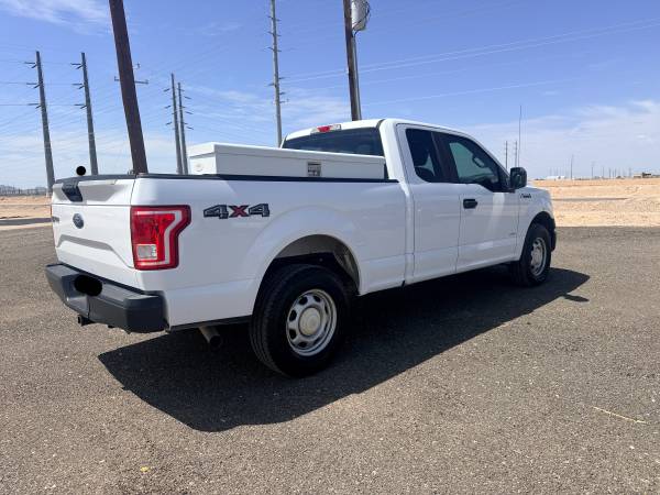2015 Ford, dovoz USA — foto 5 z 12