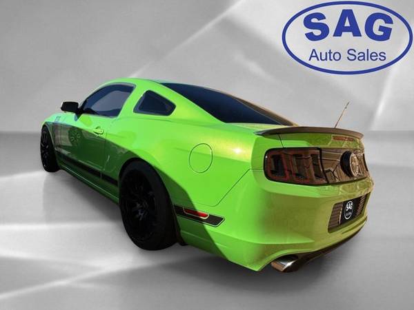 2013 Ford, dovoz USA — foto 4 z 8