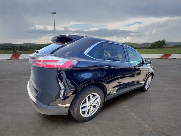 2024 Ford, dovoz USA — foto 4 z 11