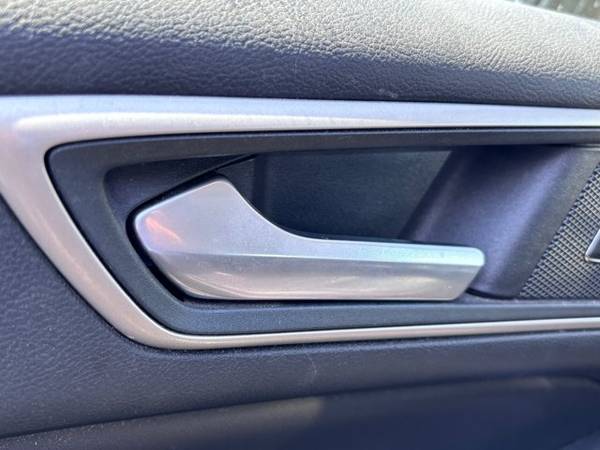 2024 Ford, dovoz USA — foto 9 z 11