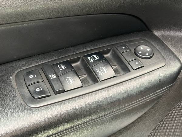 2017 Jeep, dovoz USA — foto 7 z 12