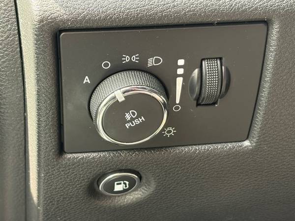 2017 Jeep, dovoz USA — foto 9 z 12