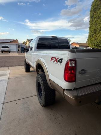 2014 Ford, dovoz USA — foto 2 z 12