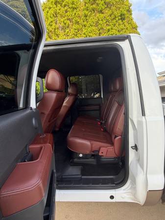 2014 Ford, dovoz USA — foto 5 z 12