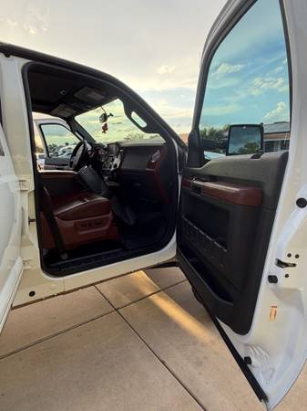 2014 Ford, dovoz USA — foto 7 z 12