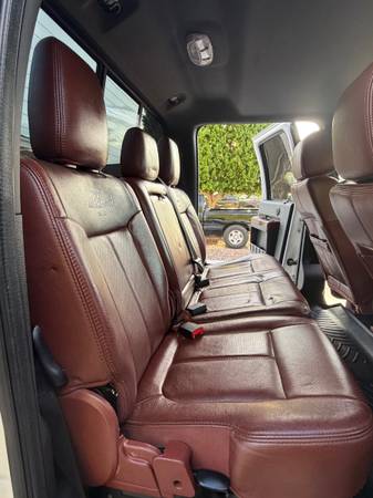2014 Ford, dovoz USA — foto 8 z 12