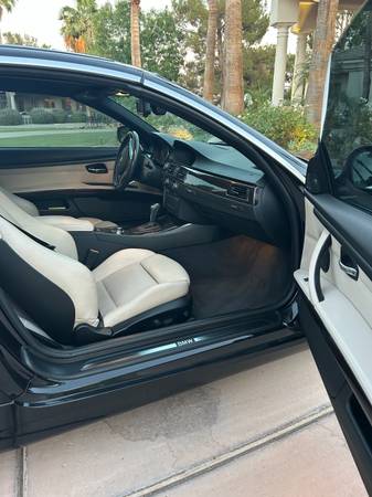 2011 BMW, dovoz USA — foto 4 z 12